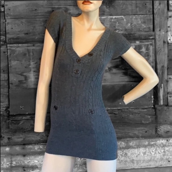 ๐ 5/$25 Long grey sweater top
